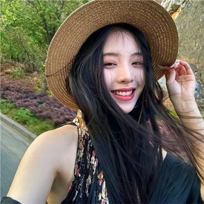 粉红火鹤的神秘凝视